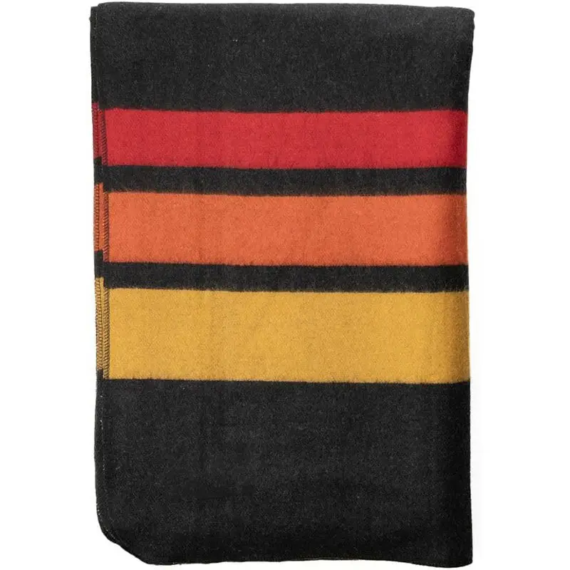 

Soft Knitted Wool Blanket for Girls Solid Pattern Woven Techniques Wholesale for Outdoor Bed Traveling Camping Wool Blanket
