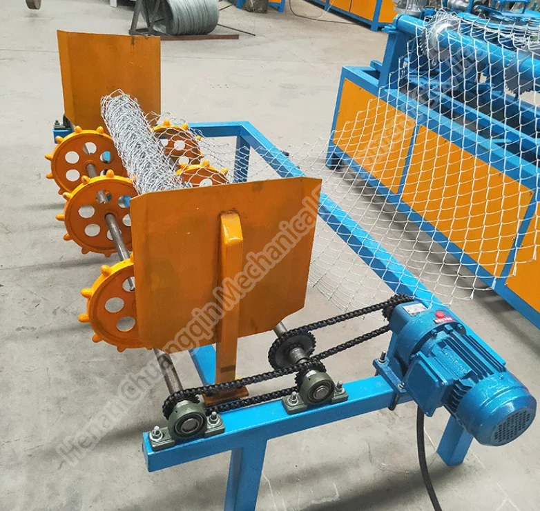 YG Customized Wire Mesh Machine Mesh Production Machine For Fence Fence Wire Mesh Making Machines
