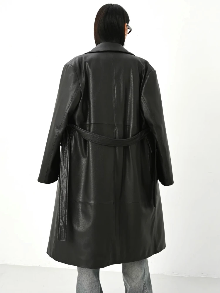 Lange lederen donsjassen met veters voor dames Herfst Winter High-end eenvoudige zwarte echte schapenvacht witte ganzendonsjas