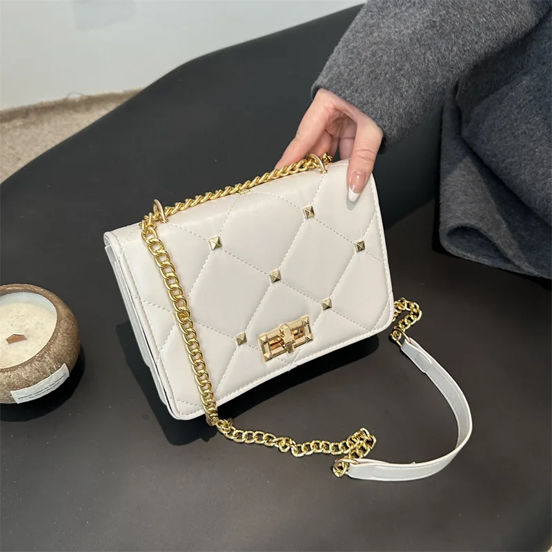 

Женская сумка через плечо с заклепками, сумка с ремешком-цепочкой и заклепками, квадратная сумка через плечо, сумка с пряжкой, острая сумка «день-ночь» ​