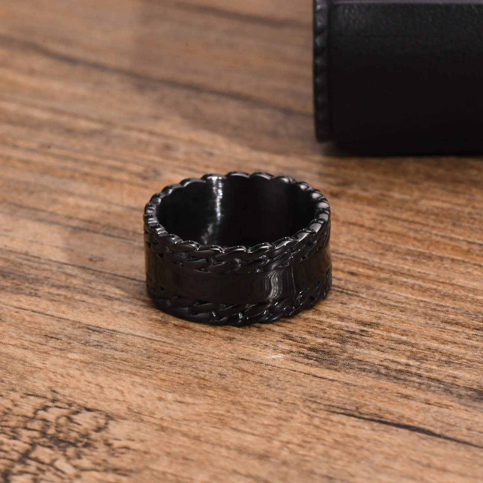 Rings For Men Stainless Steel No Fade Jewelry Men\'s Ring Black Chain Rings grunge gothic Anti Rust Punk Rock Fashion design