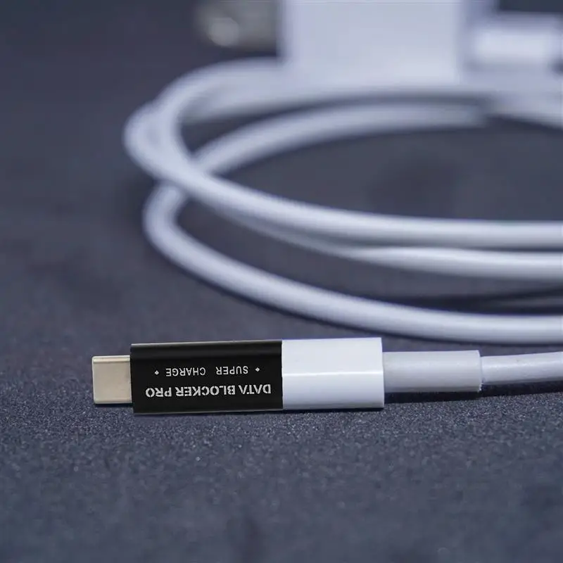 2PCS Hacking Gadget USB Type-C Usb To Usb C Adapters Adapter Jacking Prevention Gender Change Connector can reach up to