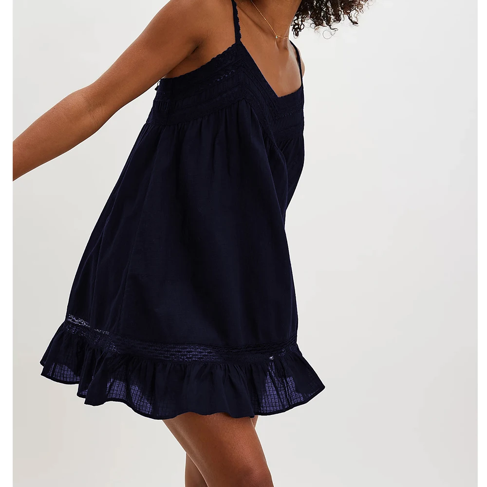 เดรสสั้นสไตล์เรโทรเซ็กซี่ แต่งลูกไม้ สายเดี่ยว คอกลม ทรงหลวม ผ้าพลิ้ว โชว์หลัง สไตล์โบฮีเมียน