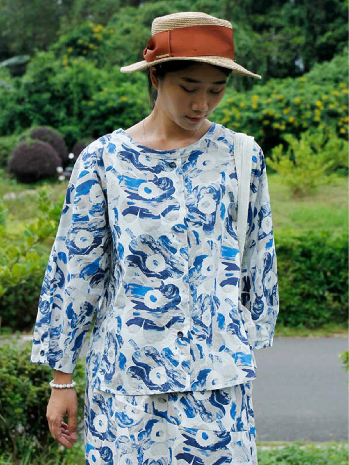 

Loose Fit Floral Print Long Sve Stand Collar round Ne irt Women's Casual Sle Cotton irt Summer 2024 China Origin