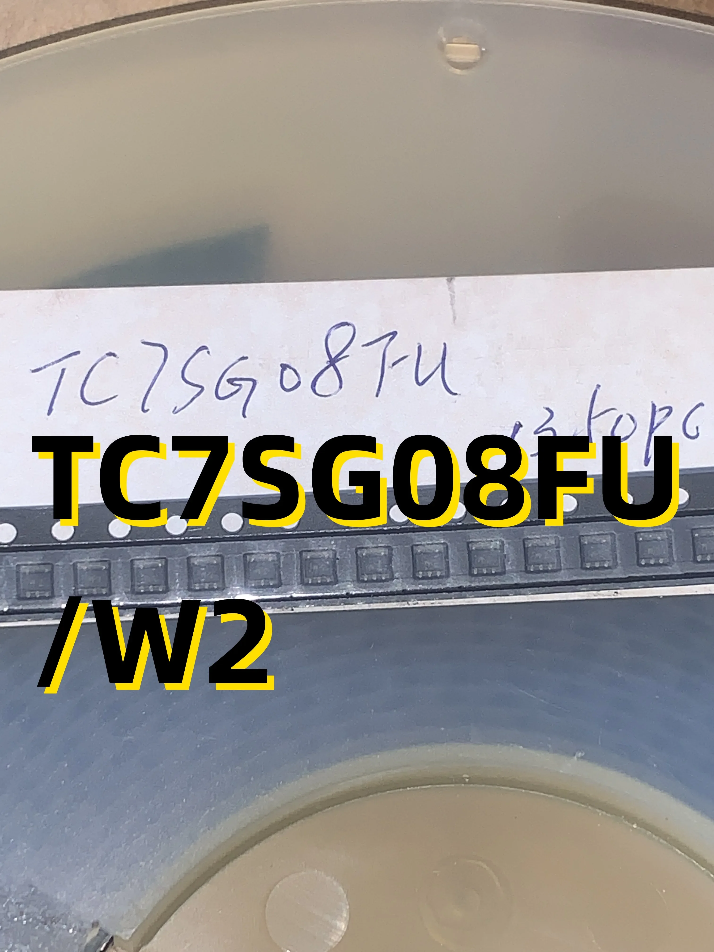 

10pcs TC7SG08FU /W2