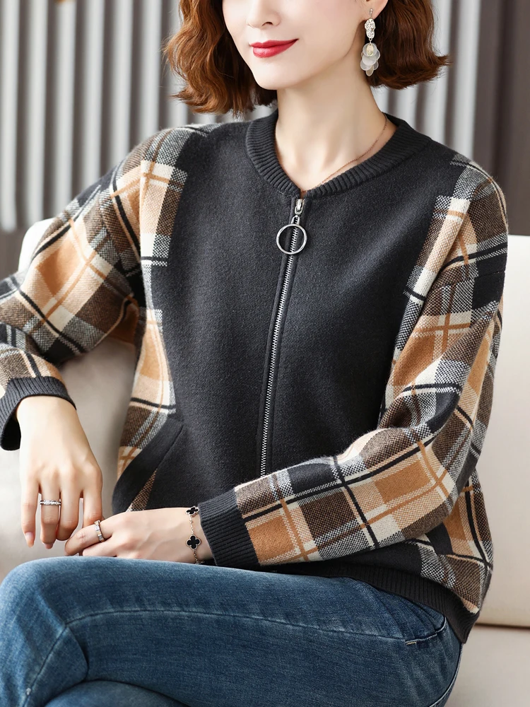 

Plaid Print Women's Coat Autumn Winter New Outwears Long Sleeve Knitwears Zipper Jacket Woman