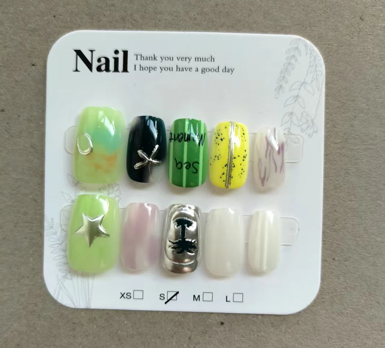 

10pcs Handmade Press On Nails Y2k Individuality Hot Girl Coco Full Coverage Nail Tip Women Short Removable Wearable Fake Nail