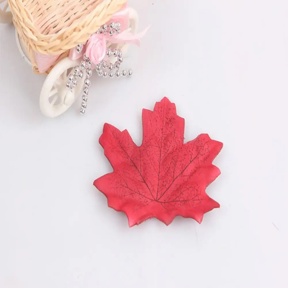 

Simulation Leaves Fall Fake Maple Leaf Realistic Simulated Maple Leaf Decorations for Thanksgiving Halloween Wedding Party