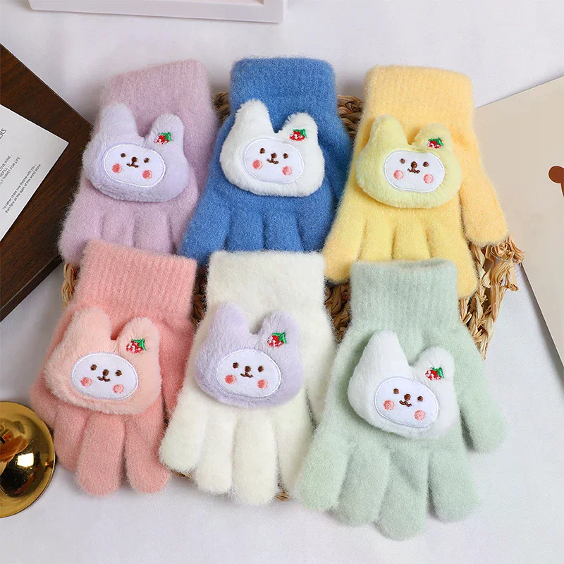 

Fashion Children's Cute Cartoon Strawberry Rabbit Gloves Winter Crystal Mink Warm Gloves Cold and Windproof Knitted Gloves.