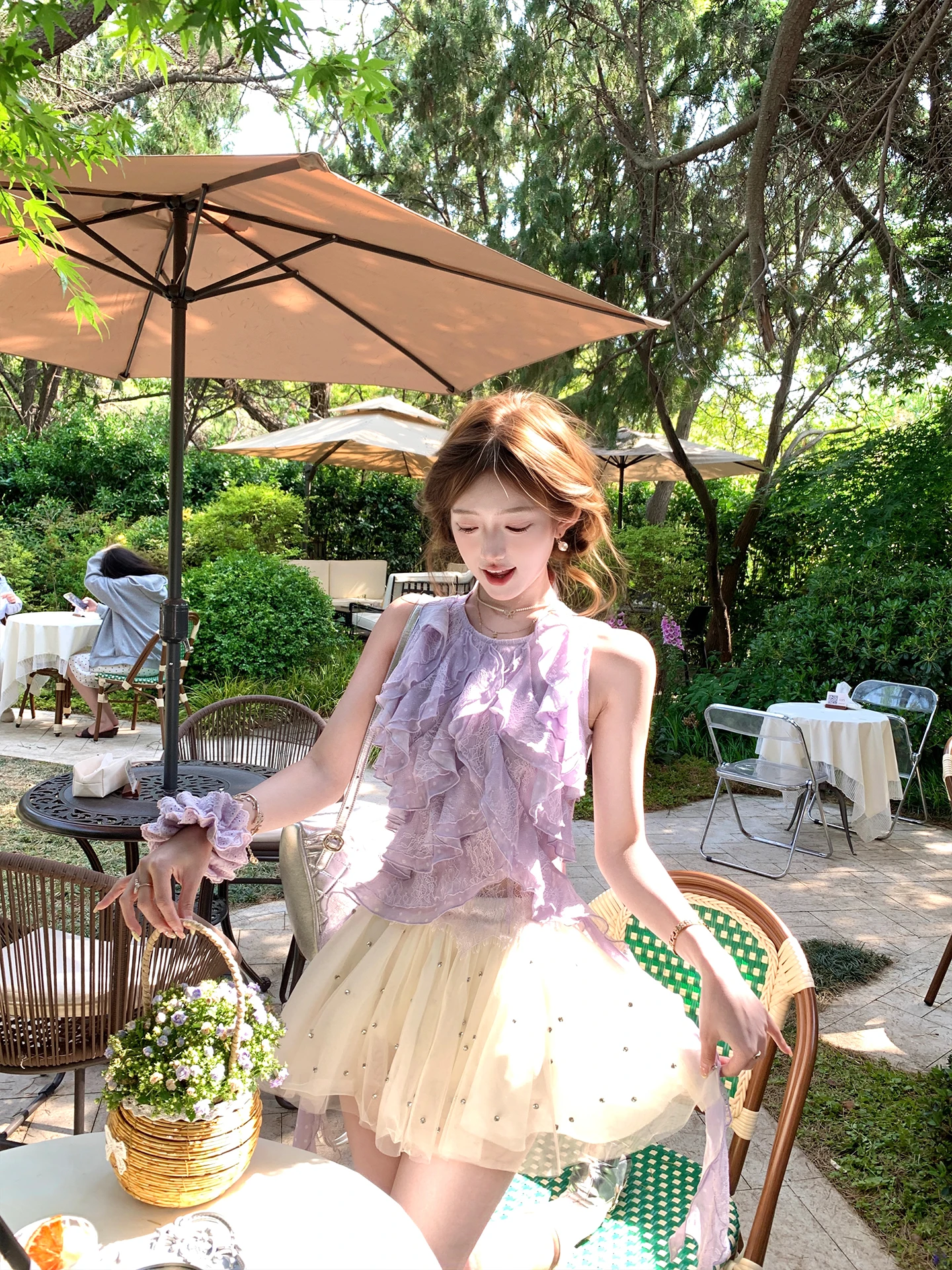 Slim Fit Short Sleeveless round Neck Women's Top Summer Fashion Acaine Purple Vine Fragrance Cap Sleeve Ruffle Hem Tunic