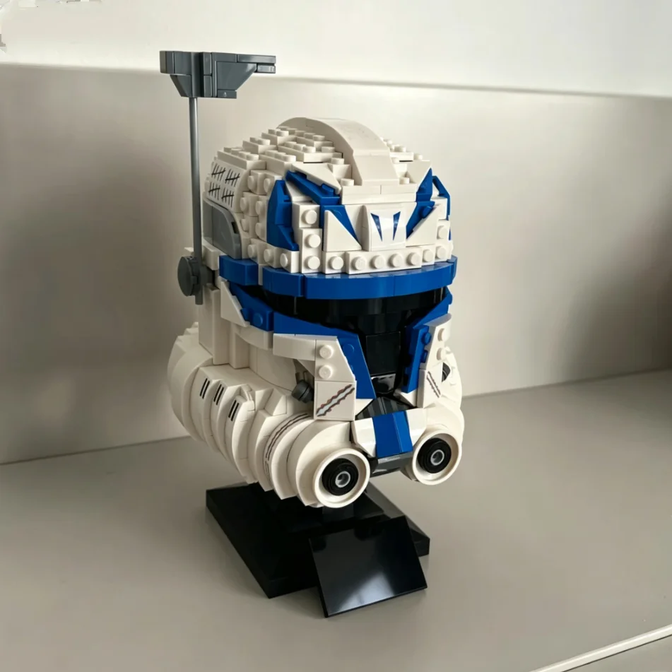2026 Hot Toys 854pcs Star Interstellar Conflict Space Wars Rex Captain Helmet Building Block Puzzle Model Toy For Birthday Gift
