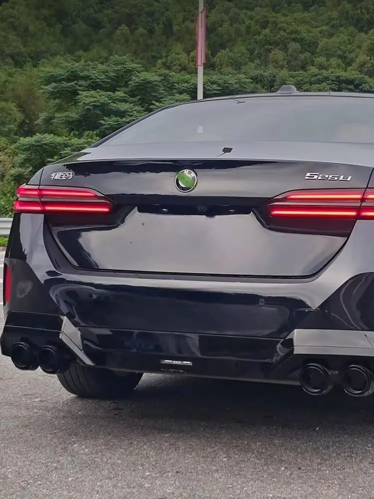 2 Stück Sport-Auspuff-Dekorationsabdeckung für BMW 5er G60 oder I5 2024-2026 Tuning-Zubehör Karosserie-Kit Außenteil