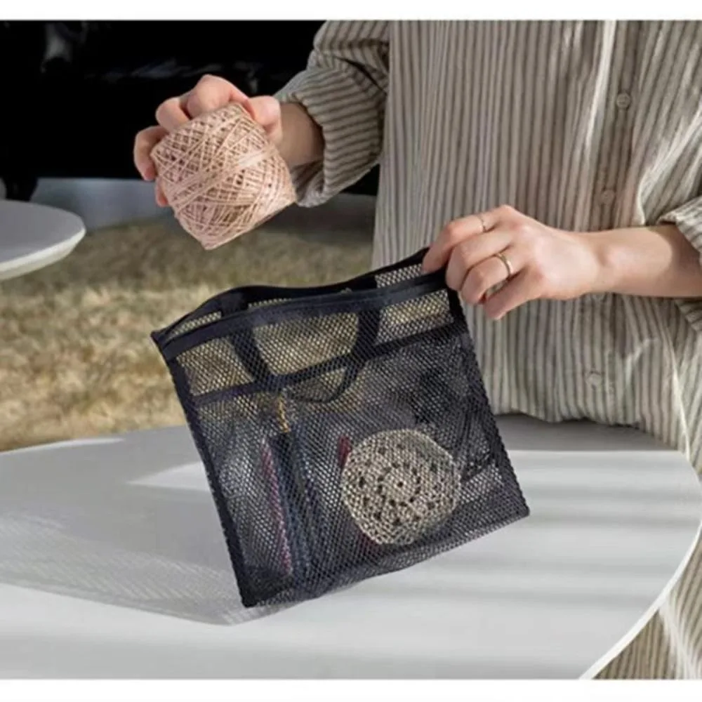 Portable Quick Dry Mesh Shower Bag with Zipper Ultra Light Cosmetic Bag Hanging Mesh Bag Travel