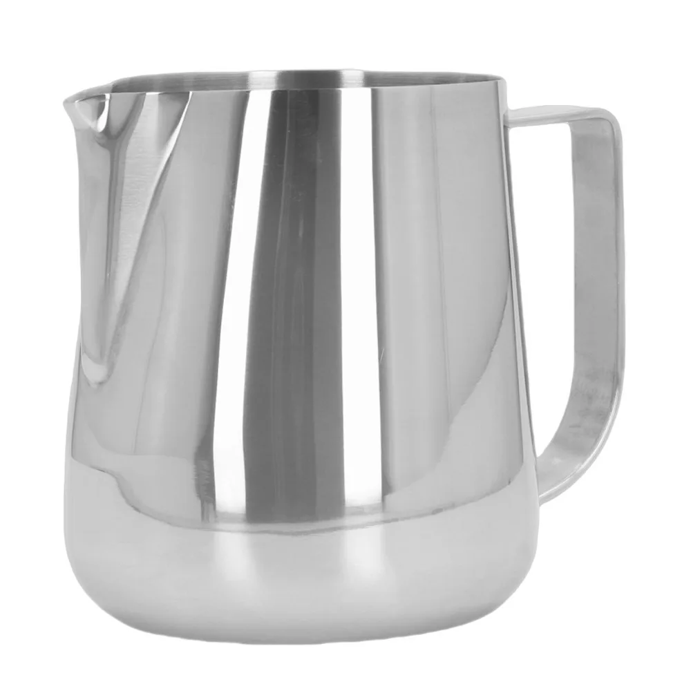 700ML Capacity Milk Frothing Pitcher Anti-Drip Spout 304 Stainless Steel Latte Art Pitcher Ergonomic Handle Polished Interior