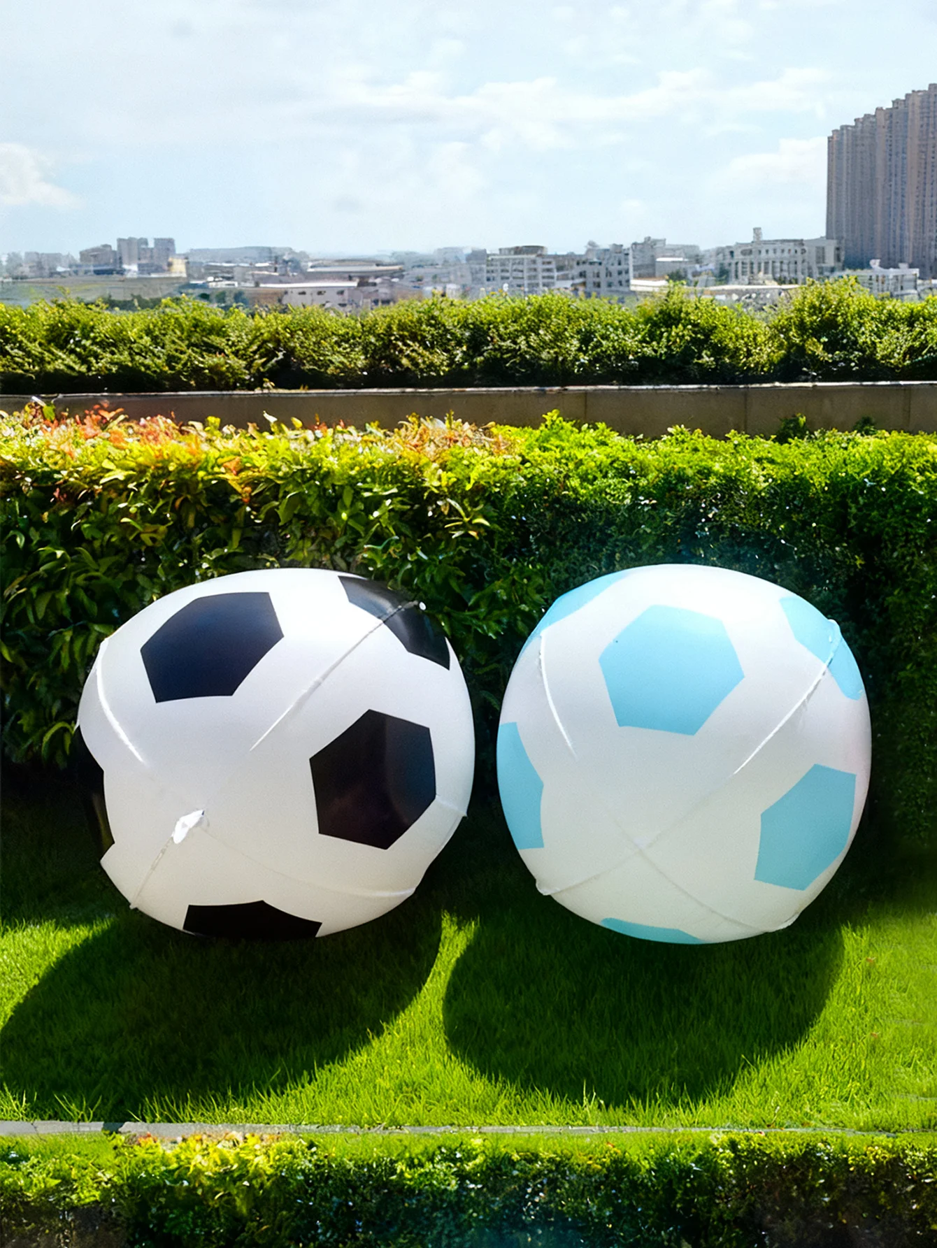1pc 3D large football balloon, black and blue football, suitable for football theme, sports party balloons,sports theme