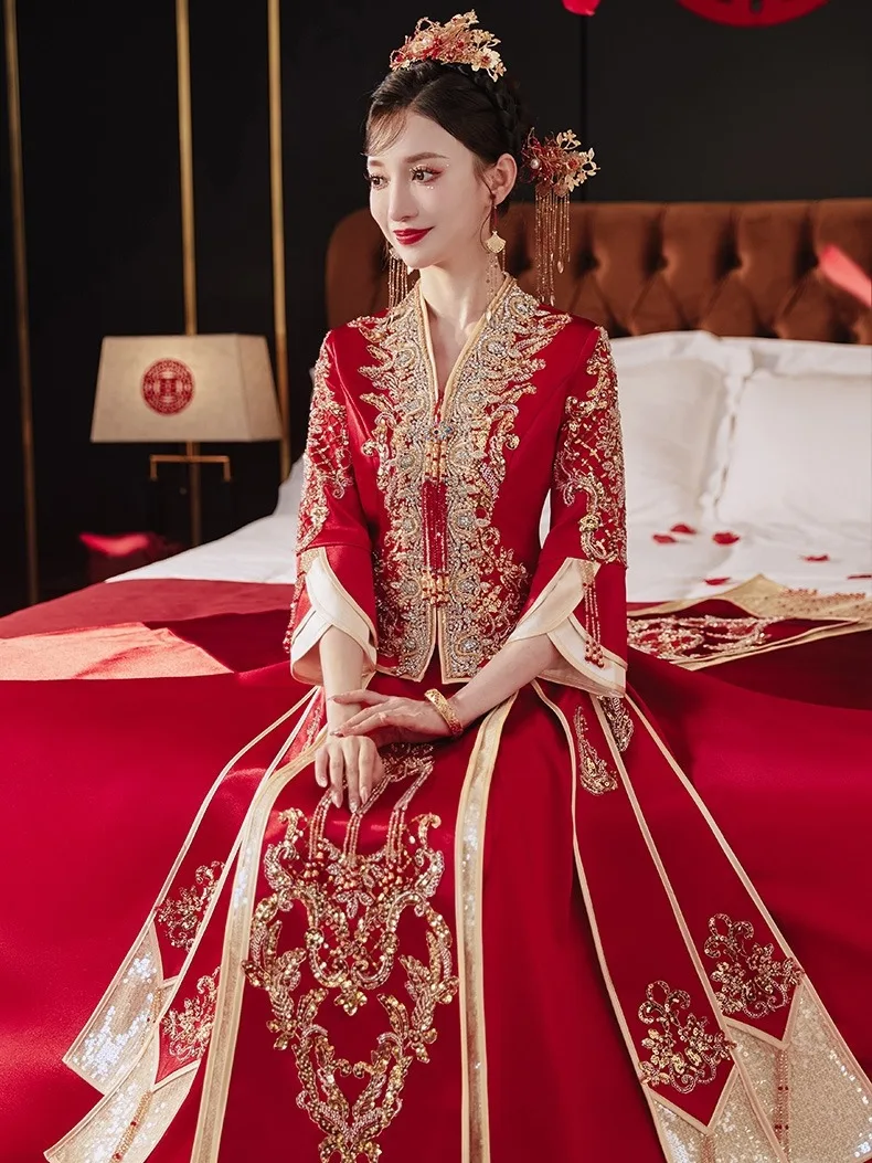 

Classic Chinese Style Wedding Dress Cheongsam High Quality Embroidery Marriage Suit Oriental Bride Clothing Vintage Qipao