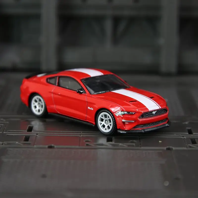 

CCA 1:64 Ford Mustang 2018, GT, модель автомобиля из сплава, коллекция орнаментов, статическая мини-автомобиль, игрушка, детский подарок на день рождения