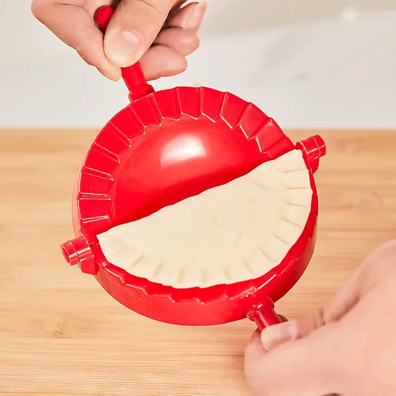 Dumplings Kitchen Accessories Clip Set Pastry Molds Mold Household Kitchens Useful Plastic Make Maker Dumpling Items Use Things