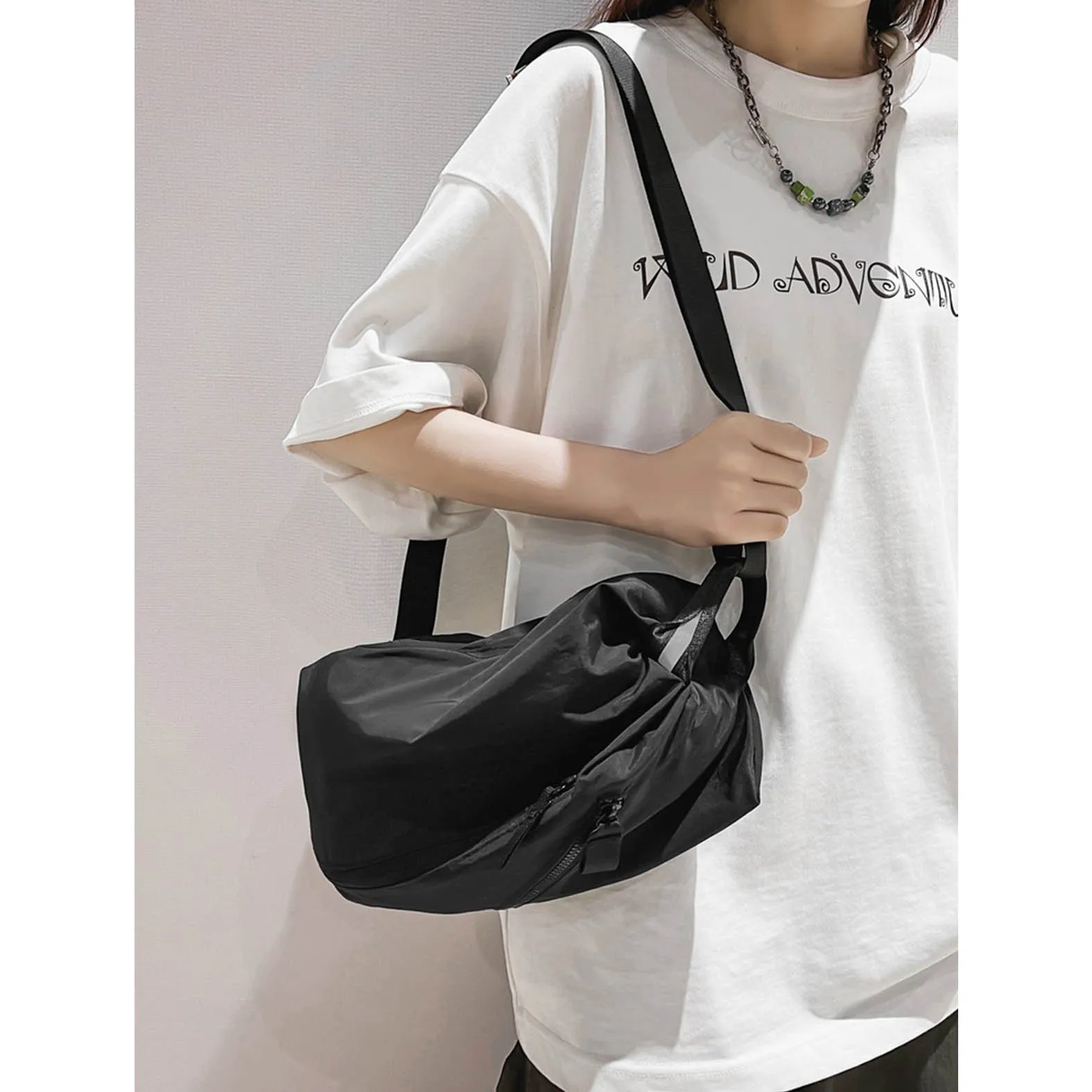 

New crossbody bag, outdoor sports cycling backpack, casual Japanese shoulder bag, portable chest bag for men and women