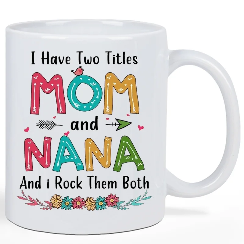 

У меня есть два звания: мама и бабушка, и я их оба принимаю в полной степени. Эта керамическая кружка для кофе многоразовая, термоизолированная и должна использоваться вручную.