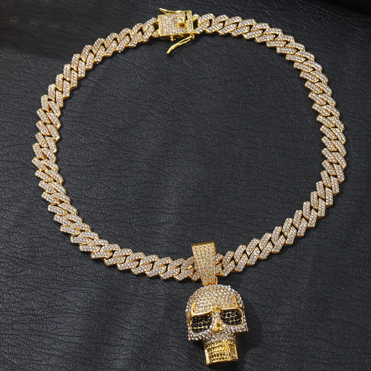 Row Rhinestone Hip Hop Skull Full Diamond Cuban Chain Pendant Necklace for Men, Personalized High Sense Jewelry Accessories