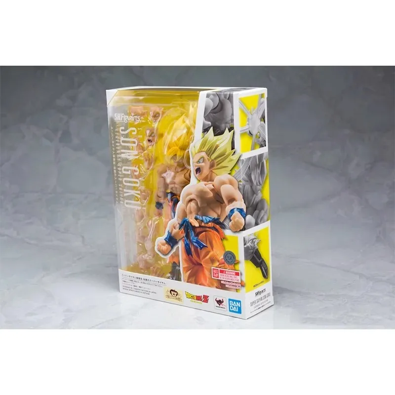 BANDAI Genuine SHF SUPER SAIYAN SON GOKU -LEGENDARY SUPER SAIYAN- Anime Action Figure Joints Movable Ornament Model Toy Kid