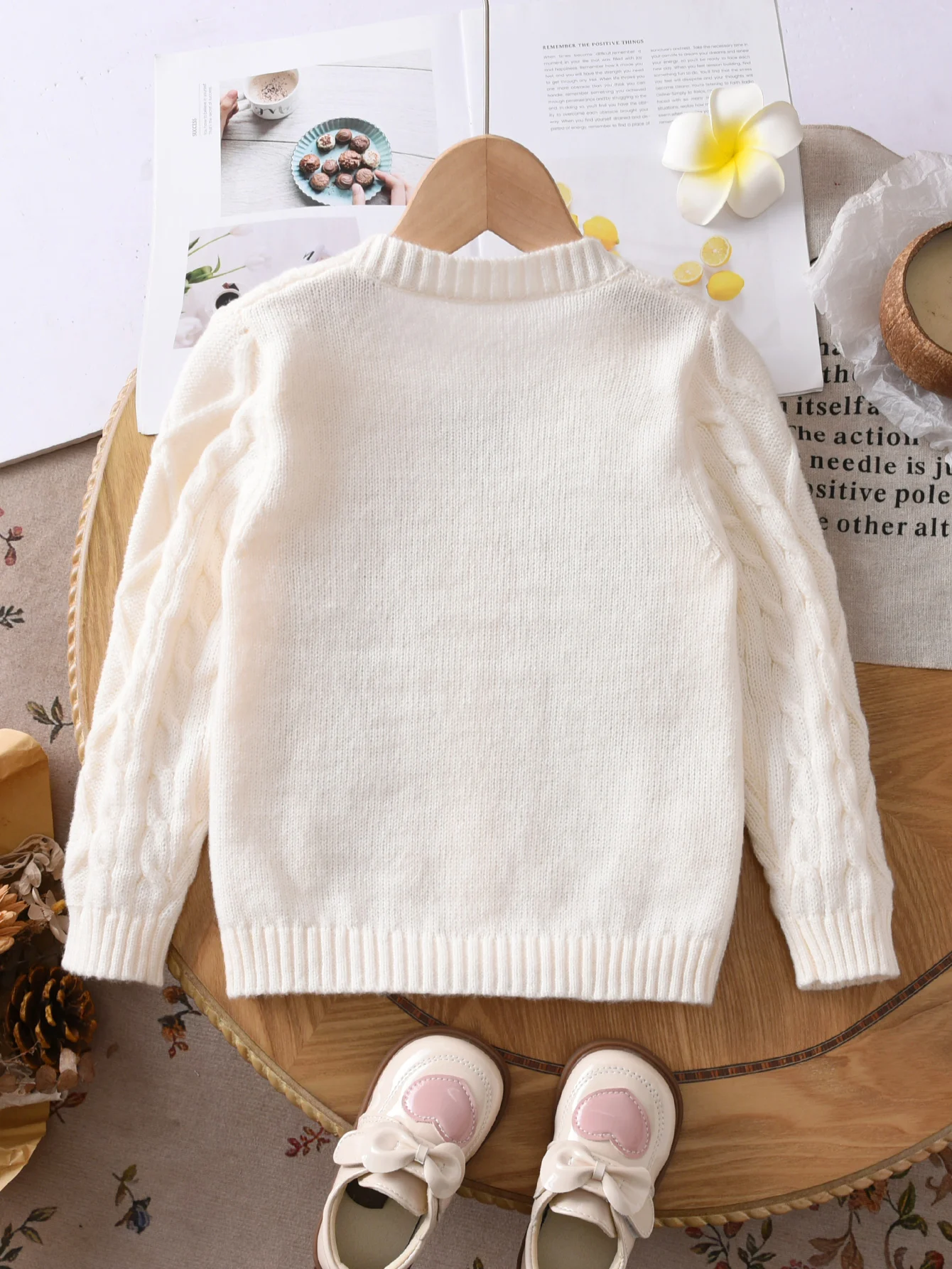 Girls' sweet solid color Fried Dough Twists bow V-neck long sleeved sweater cardigan suitable for daily leisure