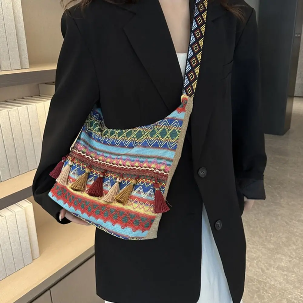 

Tassel Ethnic Style Crossbody Bags Large Capacity Messenger Bag Fringe Shoulder Bag Handbag Geometric Bohemian Tote Bag Travel