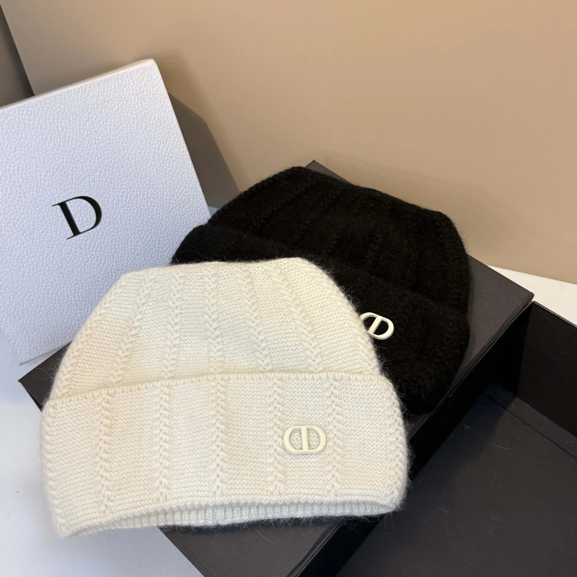 

Cute Cat Ear Beanie Winter Hat for Women, Super Soft Knitted Nordic Hat, Fleece Lined Warm Animal Ears Bonnet