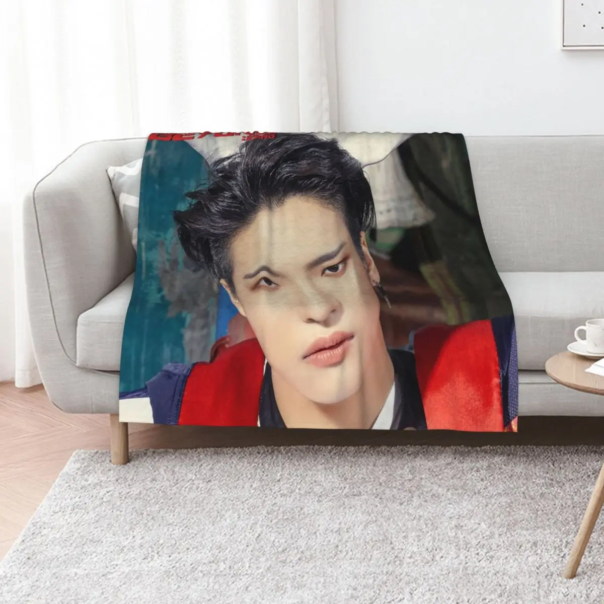 

Attez Seonghwa Throw Blanket Single Warm manga for winter Blankets