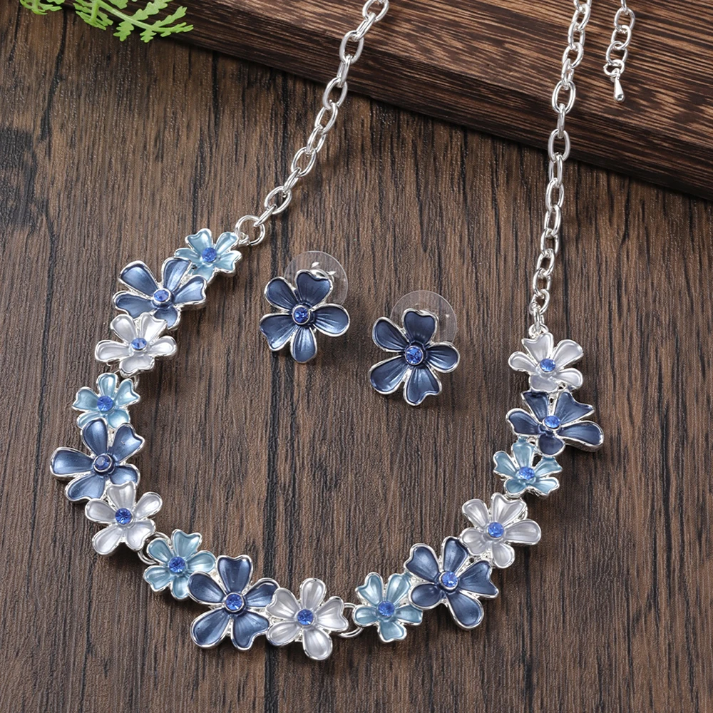 Fashion Flower Necklace and Earrings Set for Women Accessories New Trendy Rhinestone Jewelry Sets Vacation Party Prom Gift