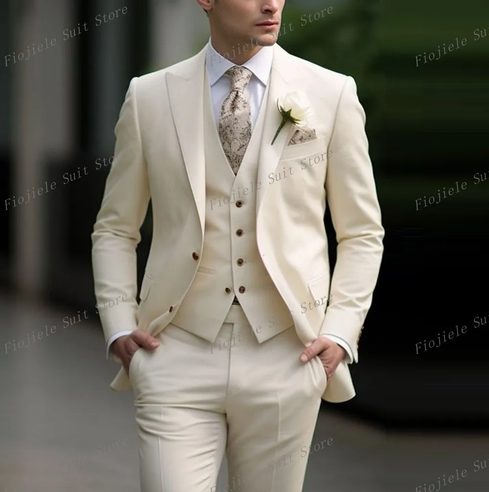 New Light Purple Men Suit Groom Groomsman Wedding Party Prom Business Formal Occasion Male Tuxedos 3 Piece Set Blazer Vest Pants