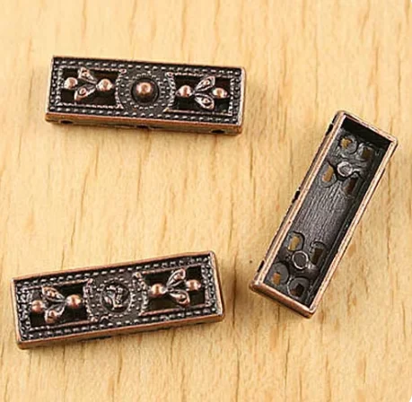 Colgantes de aleación de cobre oscuro envejecido para joyería, abalorios hechos a mano con forma rectangular, agujero de 1mm, 25mm x 8mm, 10 piezas, HWH1803