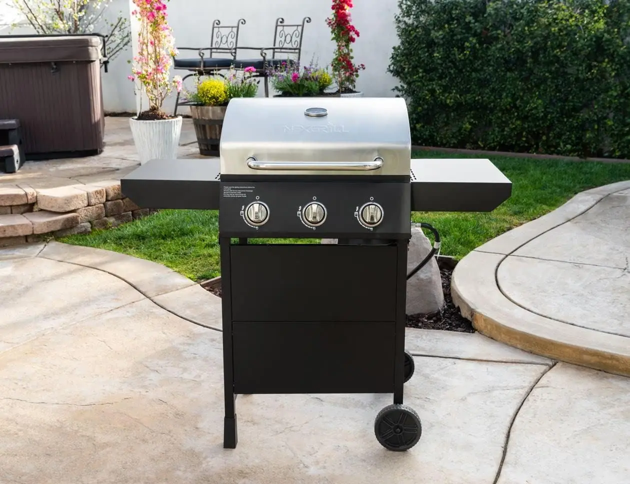 

3 Burner Propane Barbecue Gas Grill, Side Table Open Cart with Wheels, Outdoor Cooking