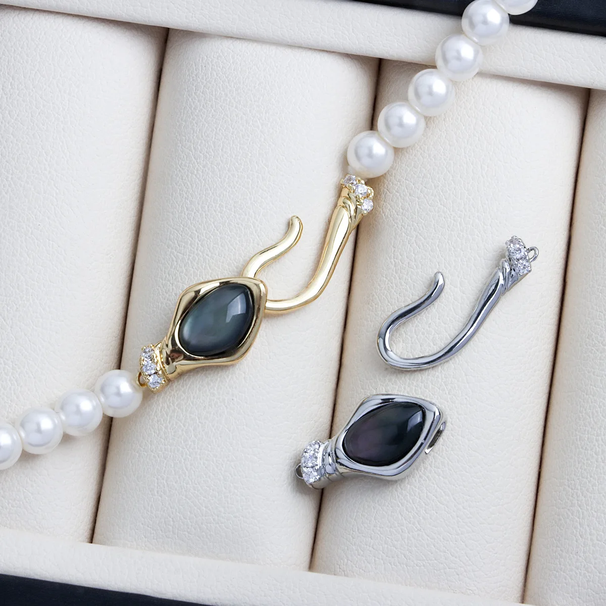 1pc Irregular Oval Fishhook Necklace Bracelet Buckle Inlaid with Black Shells DIY Jewelry Making Materials Accessories Wholesale