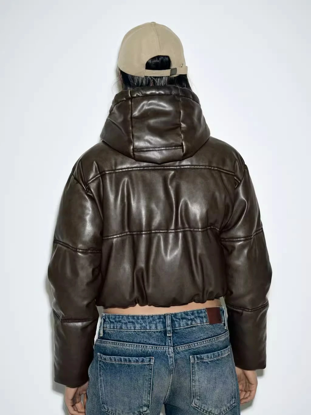 Jesień Zima Nowa Kolekcja Damska Sztuczna Skóra Codzienna lub Wyściełana Bluza z Kapturem Bawełniana Kurtka Odzież Wierzchnia 30236 800