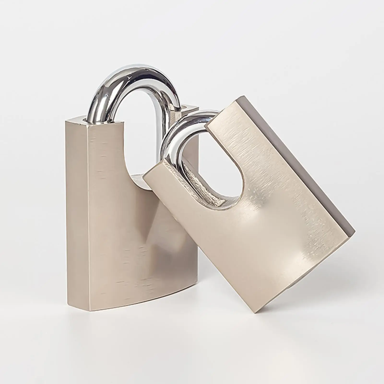 Thumbnail 4 - #16 Cheap Heavy Duty Security Padlocks Worth Buying