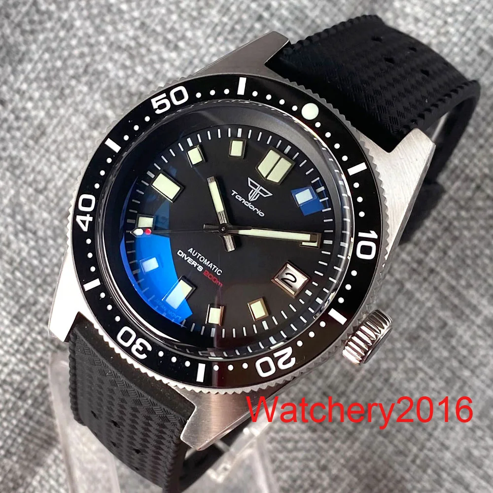 

Tandorio 62MAS NH35 PT5000 Automatic Movement AR Domed Sapphire Glass Luminous 300M Waterproof Diver Men Watch Waffle Strap