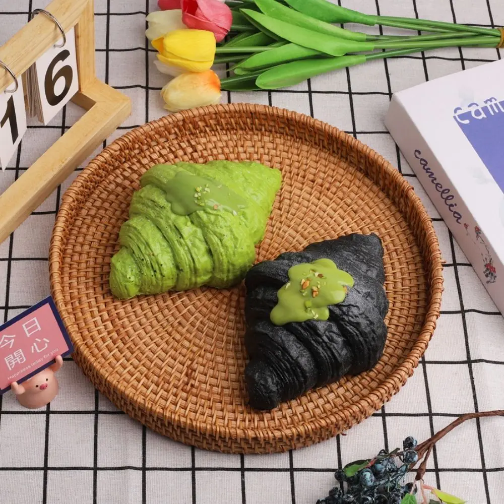 Simulação de comida cozida brinquedo pitada pu croissant puffs sobremesa em forma de brinquedo de apertar bolo de queijo criativo brinquedo de recuperação lenta crianças