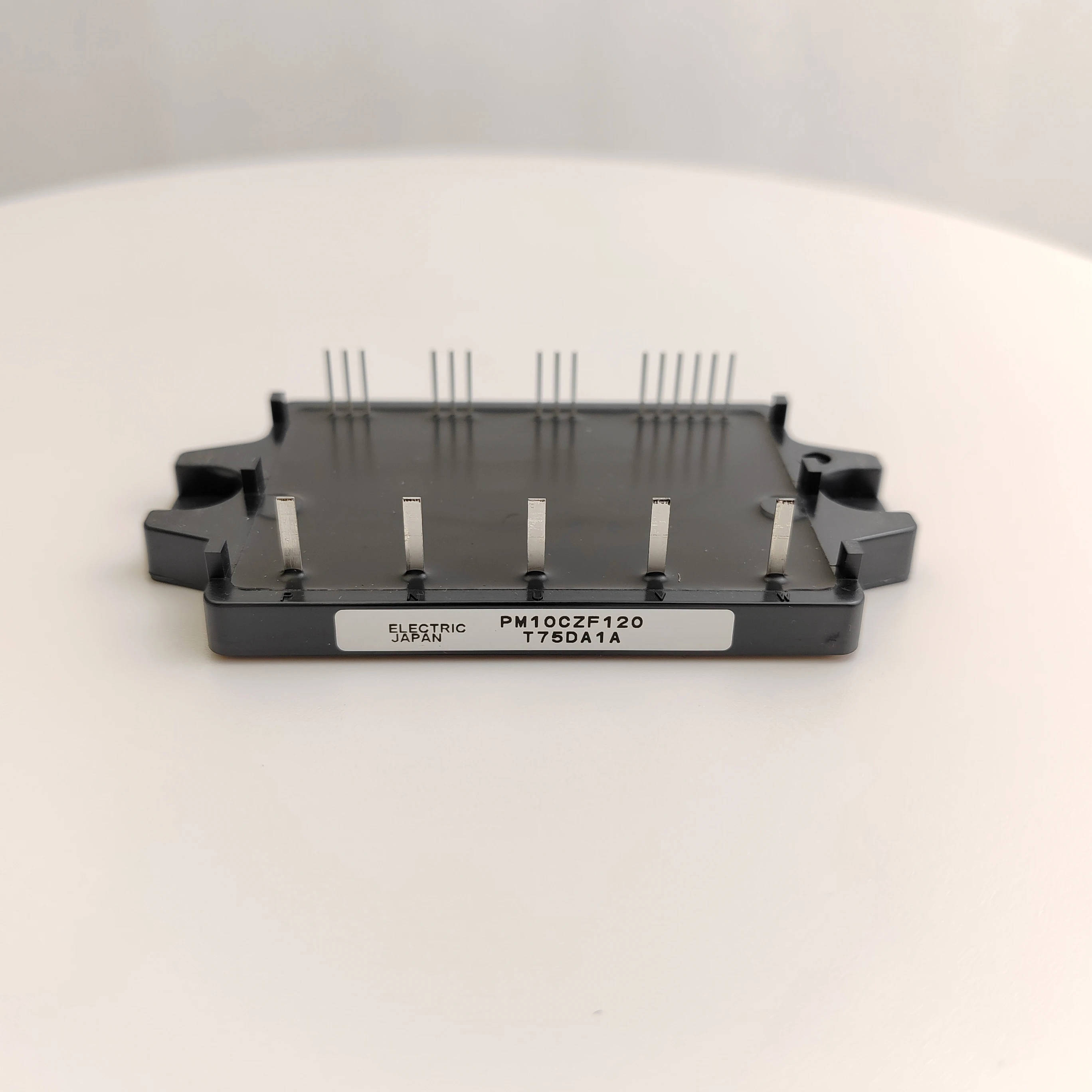 

PM200CSA060 200A/600V/6U ipm transistor module In Stock Original