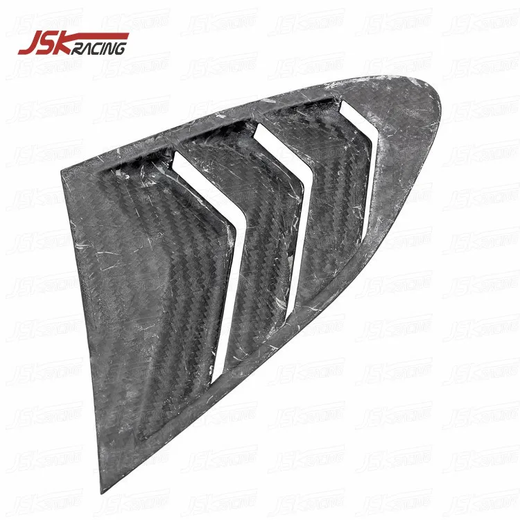 new DRY CARBON FIBER WINDOW CORNER TRIANGLES TRIMS for 2018-2022 LAMBO URUS