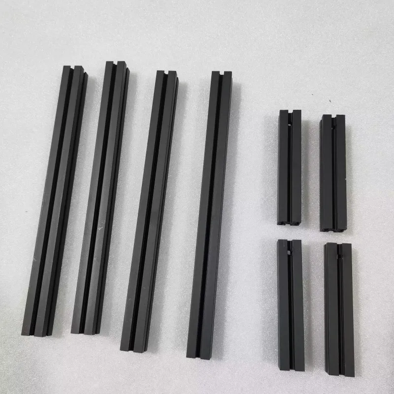 

Для 3D-принтера Voron0.2, верхняя крышка, профиль черного окисления