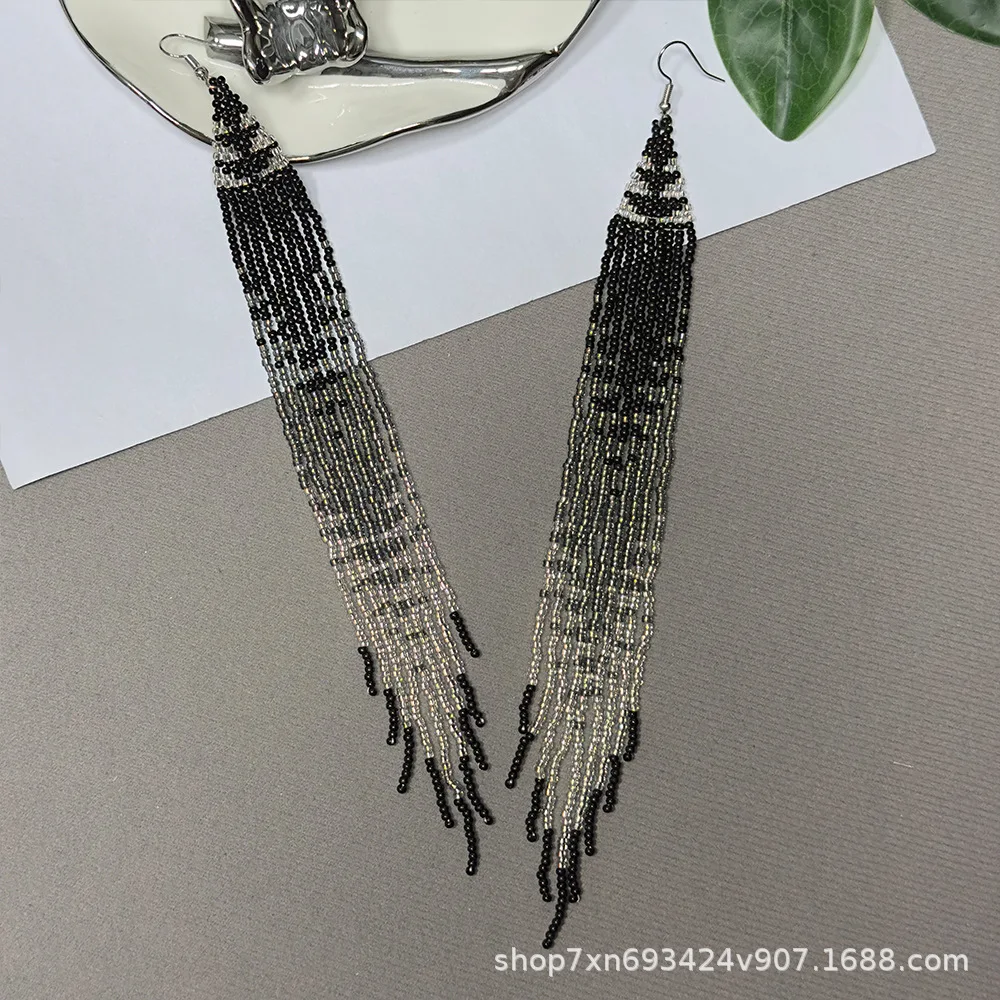 

Серьги ZGMXR из рисовых бусин с геометрическим узором и кисточками, ручной работы, в богемном стиле, из сплава, модные, простые, женские, с бисером