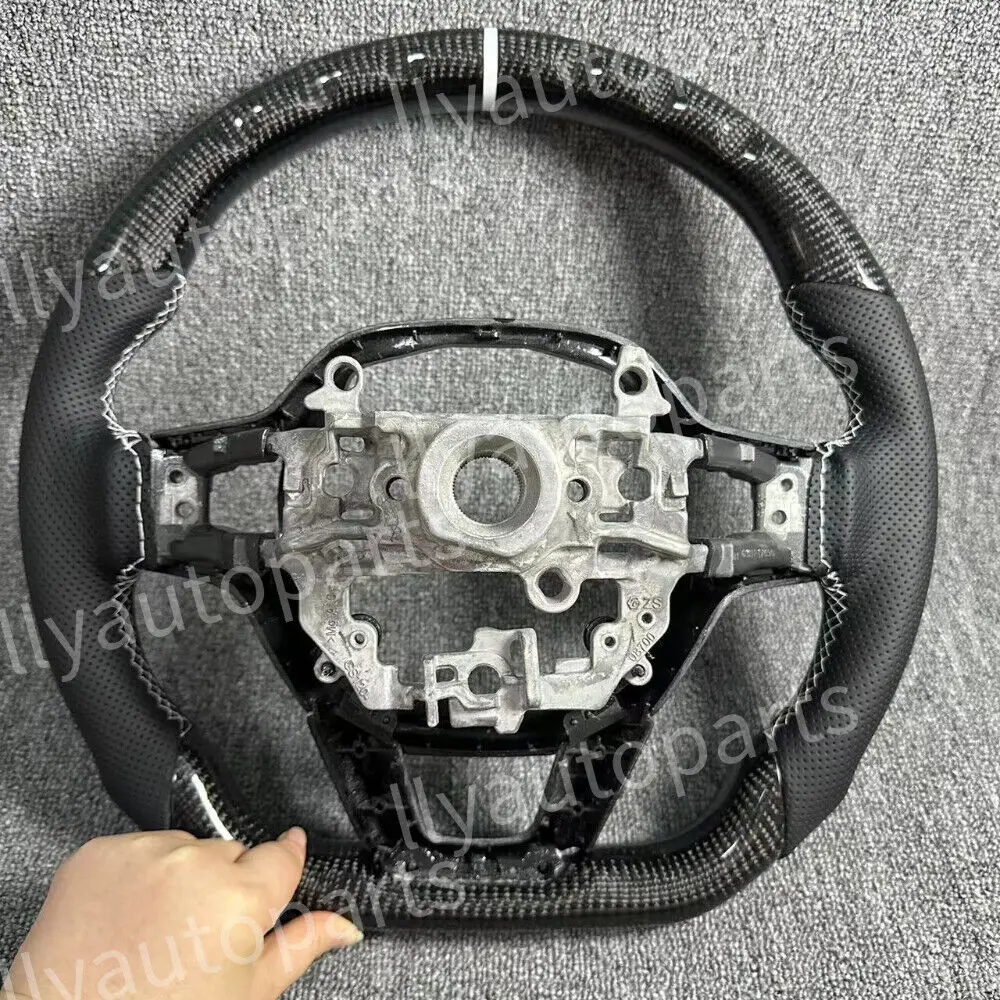Schwarzes Lederlenkrad aus Echtcarbon für Honda Civic 11. Generation 2022-25 – Detail 4