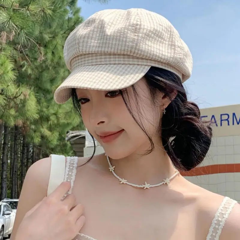 Korean-style retro striped painter beret makes the face look smaller, literary octagonal hat, retro newsboy cap