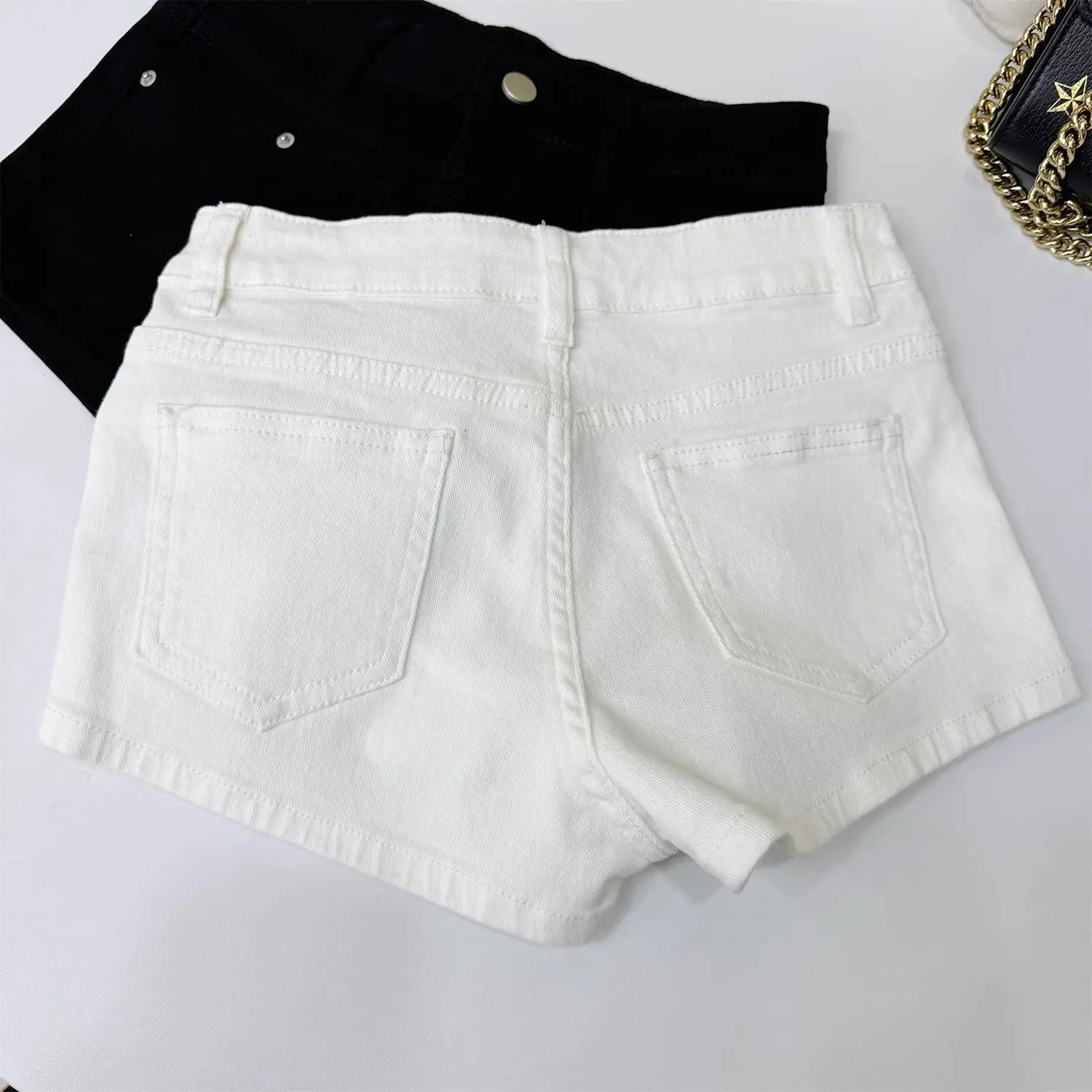 White High-waisted Elastic and Tight Spice Girls Denim Shorts Women's Summer Hip-wrapped Hot Pants Y2k Shorts