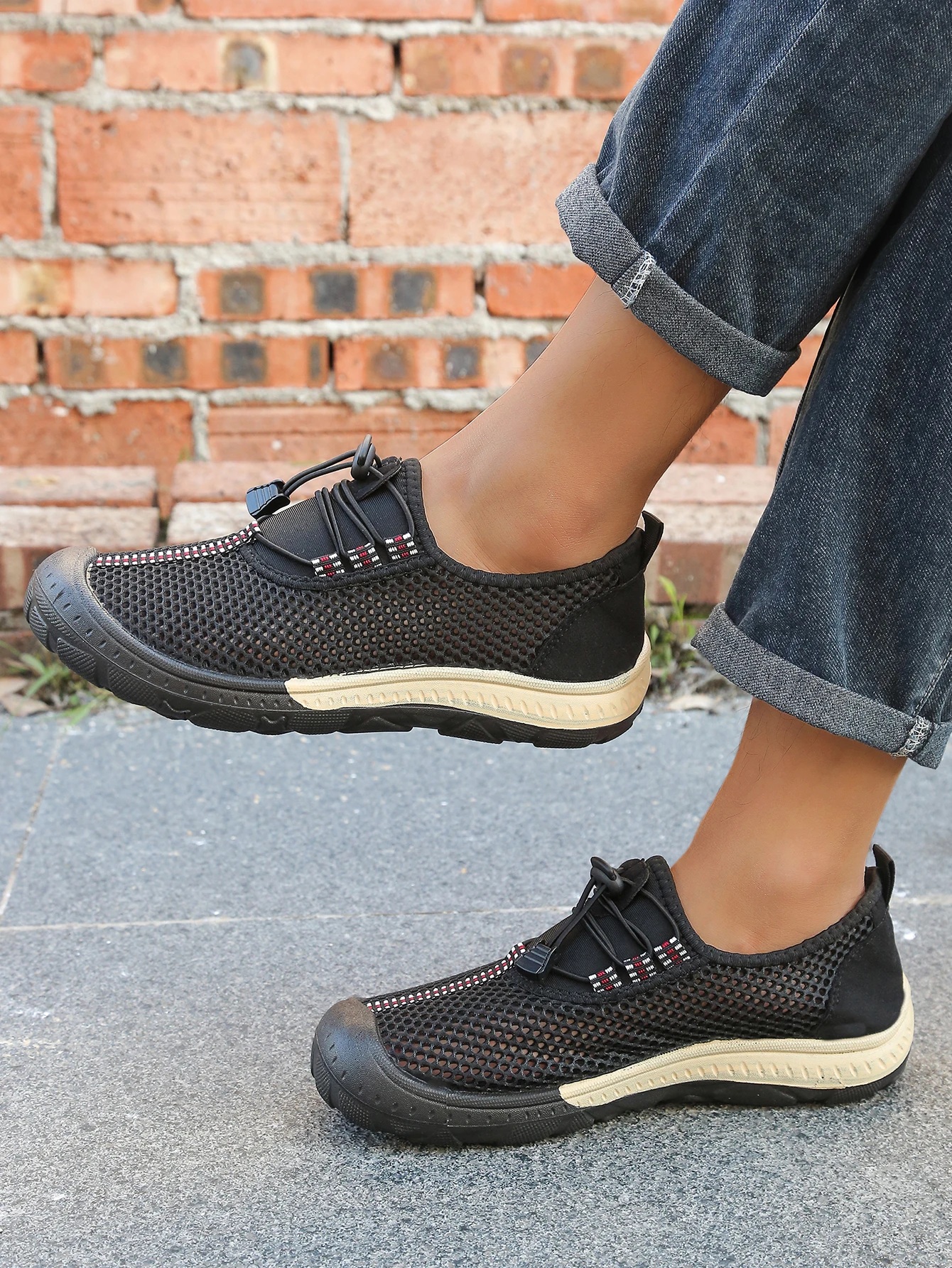 Herren-Schnellverschluss-Wanderschuhe mit Hohlnetz-Design, Gestreiften Ziernähten und Verstärkter Gummikappe für Outdoor und Freizeit – Detail 3