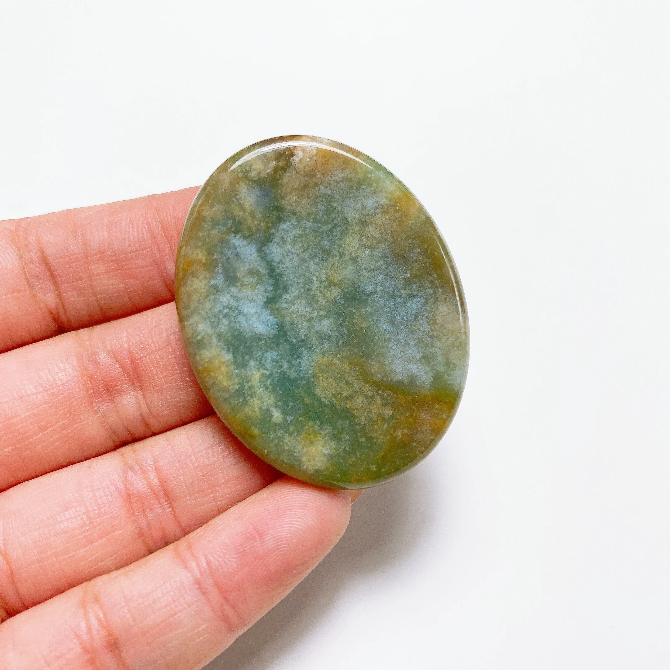 Natural Stone Thumb Worry Stone Crystal Quartz Oval Pocket Massage Palm Reiki Healing Therapy Meditation Spiritual Flake Gift view 5
