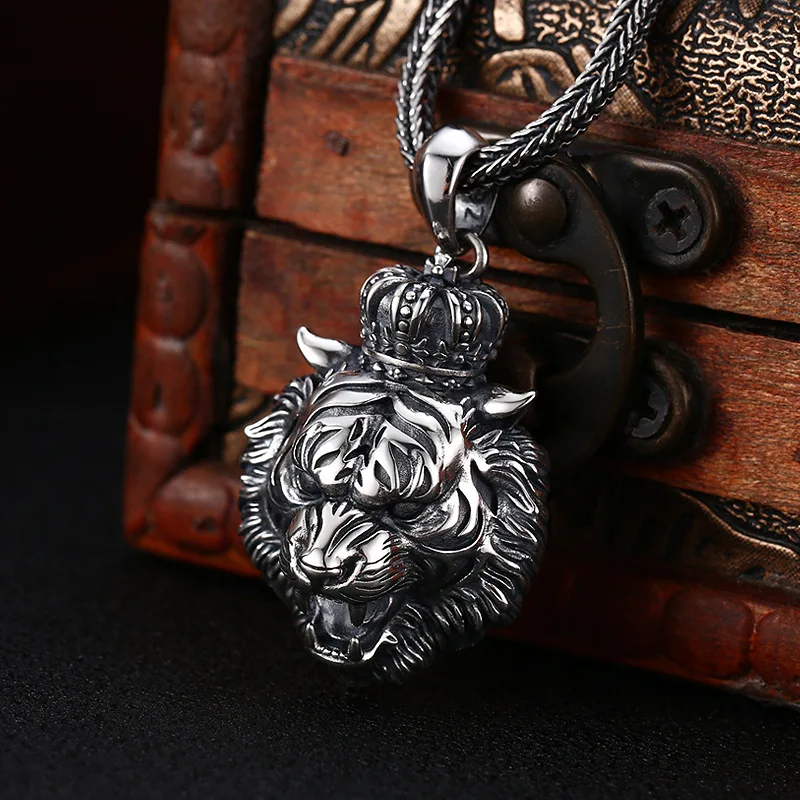 

S925 pure silver necklace pendant, men's and women's tiger head pendant, crown, Thai silver retro vintage vintage vintage person