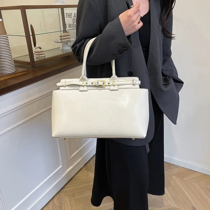 ريترو حقيبة يد ذات سعة كبيرة حقيبة المرأة 2025 جديد تحسس الركاب عالية الشعور حمل حقيبة الكتف الإبط حقيبة #4